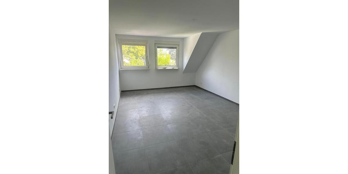 Etagenwohnung Wesseling - 3 Zimmer, 72 m&sup2;, 1.030&euro; | Angebot:26001864