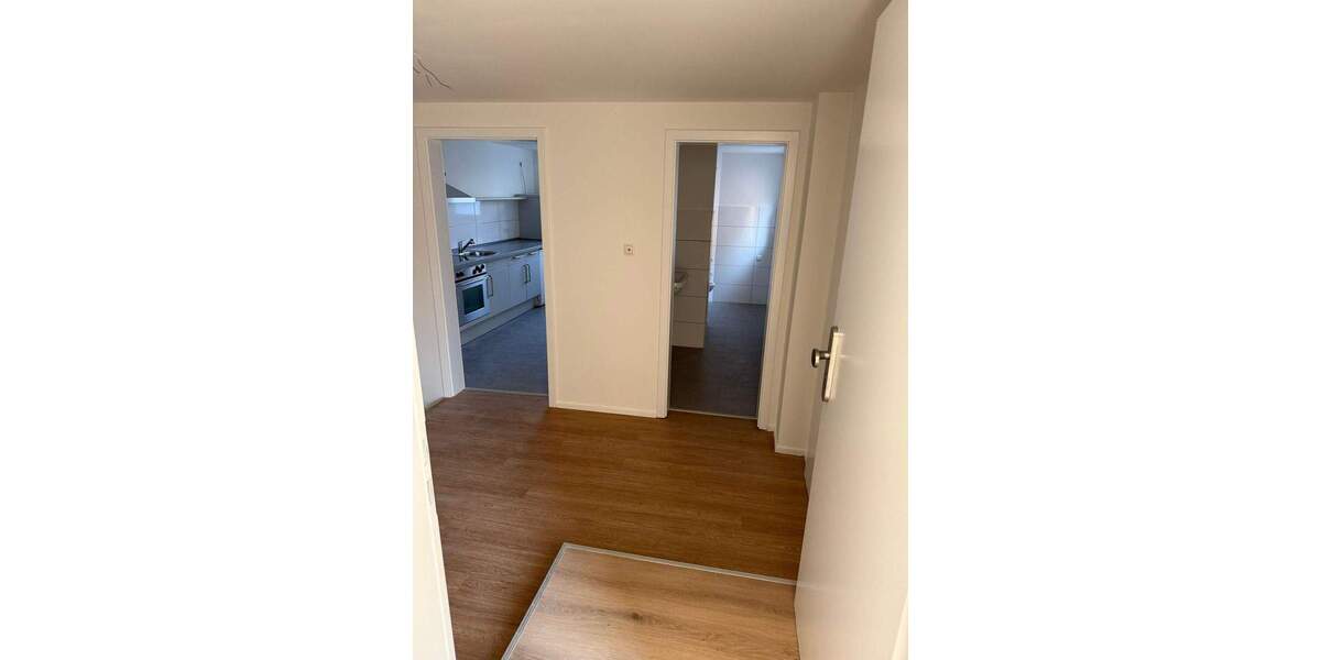 Etagenwohnung Hildesheim West - 2 Zimmer, 72 m&sup2;, 700&euro; | Angebot:25915869