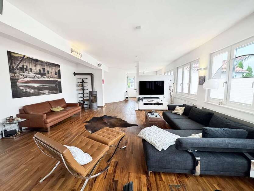 Wohnung zum Mieten in Stuttgart 2.400 € 188 m²
