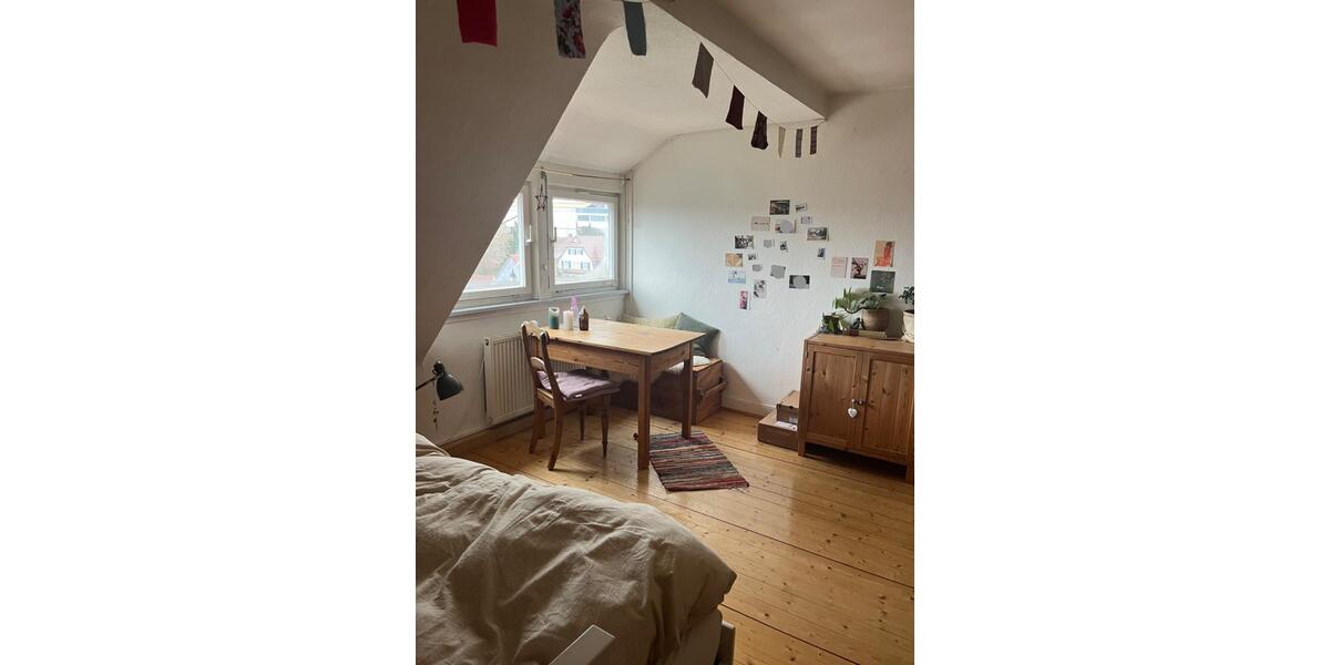 Dachgeschoßwohnung Albstadt - 3 Zimmer, 65 m&sup2;, 640&euro; | Angebot:26043790