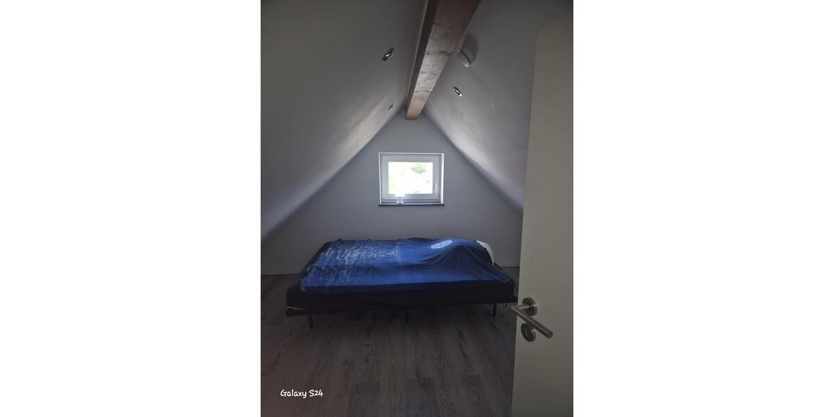 Dachgeschoßwohnung Rodgau - 3 Zimmer, 110 m&sup2;, 1.400&euro; | Angebot:26660603