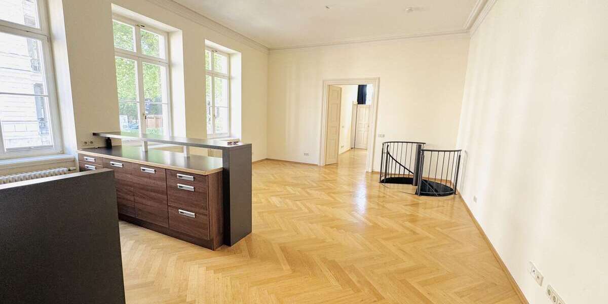 Etagenwohnung Leipzig Zentrum-Nordwest - 4 Zimmer, 164 m&sup2;, 1.999&euro; | Angebot:27322989