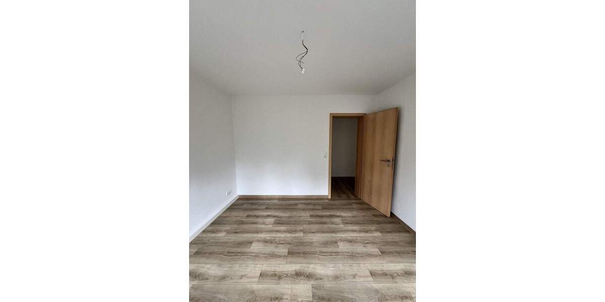 Vollständig neu renovierte Wohnung mit Balkon...ruhige Lage in Bad Düben! 3 zimmer