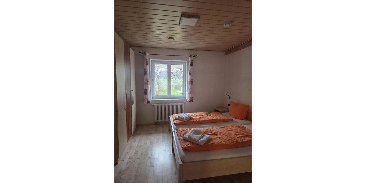 Etagenwohnung Ochsenhausen - 3 Zimmer, 70 m&sup2;, 770&euro; | Angebot:25838306