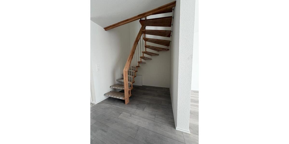 Doppelhaushälfte Wees - 4 Zimmer, 110 m&sup2;, 1.600&euro; | Angebot:25099551