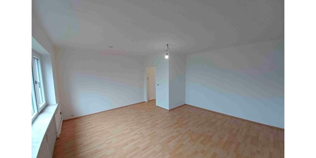 Hochparterre Lübeck Sankt Gertrud - 1 Zimmer, 36 m&sup2;, 500&euro; | Angebot:26699525