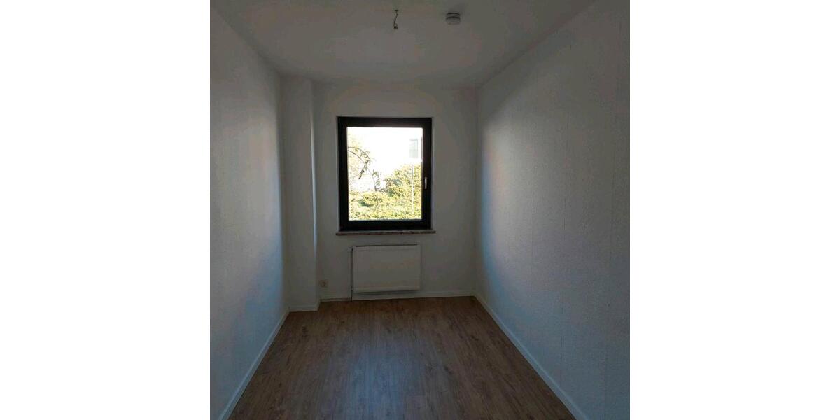 Erdgeschoßwohnung Bleicherode - 4 Zimmer, 86 m&sup2;, 605&euro; | Angebot:26022747