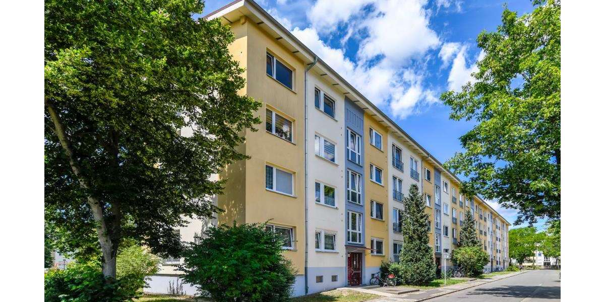 Etagenwohnung Hoyerswerda Neustadt - 4 Zimmer, 69 m&sup2;, 330&euro; | Angebot:26121204