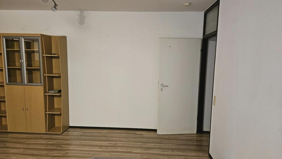 Etagenwohnung Pulheim - 1 Zimmer, 50 m&sup2;, 800&euro; | Angebot:24379900