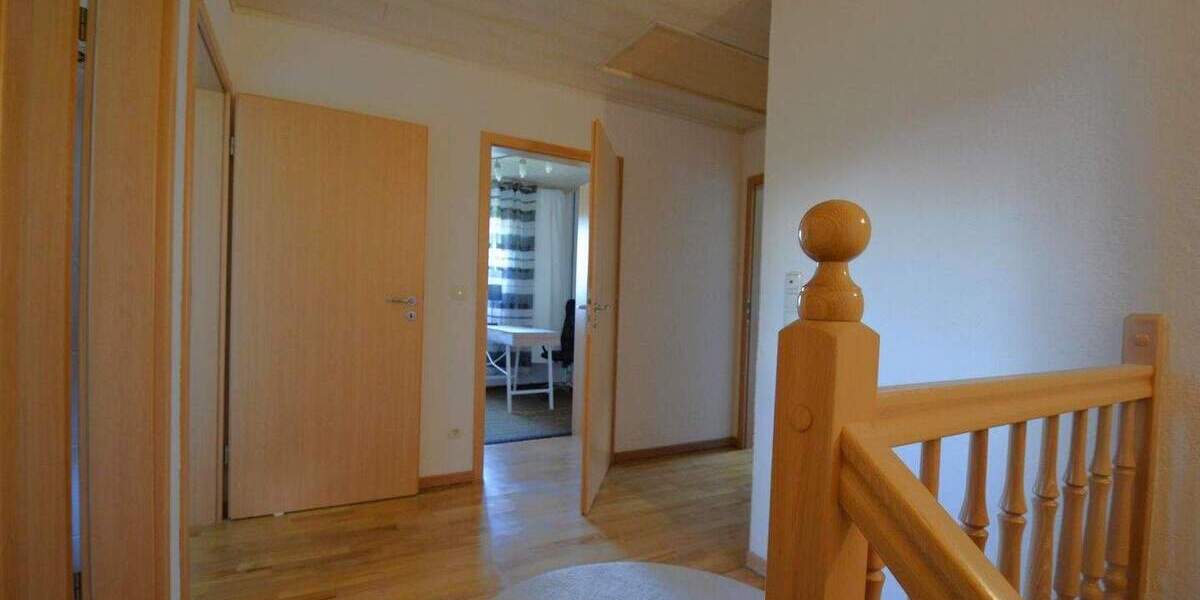 Doppelhaushälfte Gerolstein - 5 Zimmer, 112 m&sup2;, 1.300&euro; | Angebot:24632152