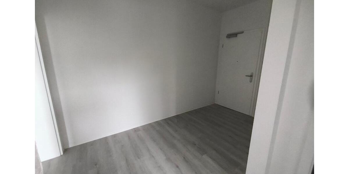 Erdgeschoßwohnung Lauta - 1 Zimmer, 69 m&sup2;, 549&euro; | Angebot:26476085