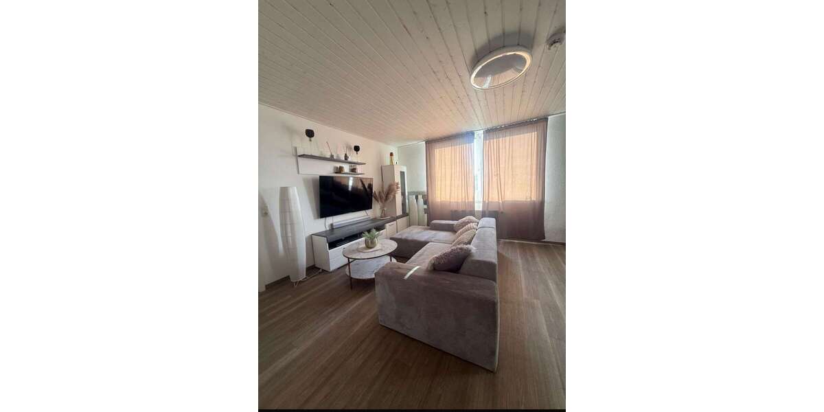 Etagenwohnung Mönchengladbach Giesenkirchen-Nord - 3 Zimmer, 80 m&sup2;, 590&euro; | Angebot:25894374