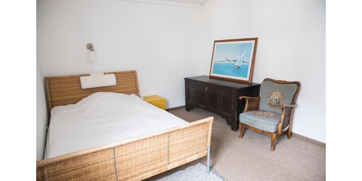 Wohnen auf Zeit Ratingen - 4 Zimmer, 100 m&sup2;, 2.000&euro; | Angebot:24356968