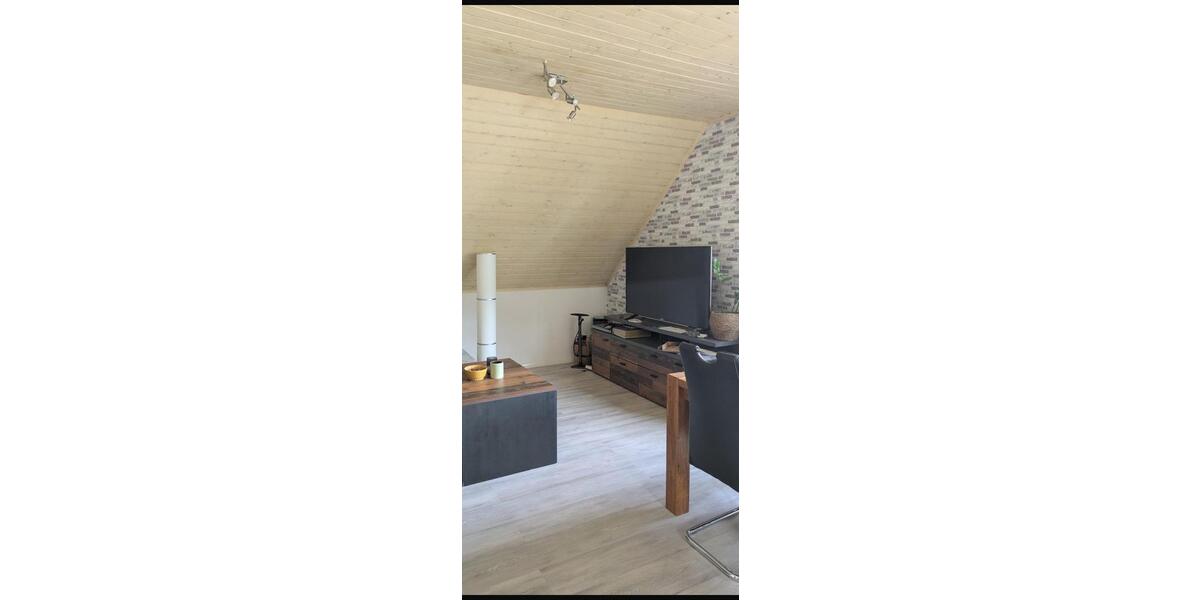 Dachgeschoßwohnung Betzdorf - 3 Zimmer, 90 m&sup2;, 700&euro; | Angebot:26600170