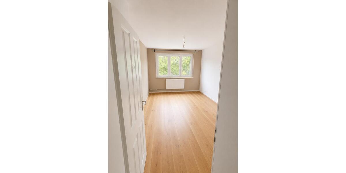 Etagenwohnung Schwarzburg - 5 Zimmer, 125 m&sup2;, 1.000&euro; | Angebot:26642868