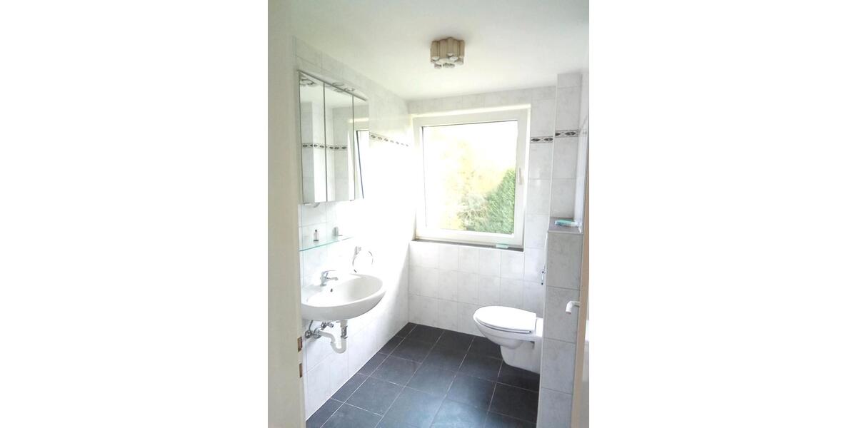 Etagenwohnung Bad Berleburg - 3 Zimmer, 70 m&sup2;, 400&euro; | Angebot:26534193