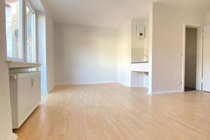 *** Studentenapartment - zentrale Lage in Hagen - 4.OG mit Balkon *** 1 zimmer