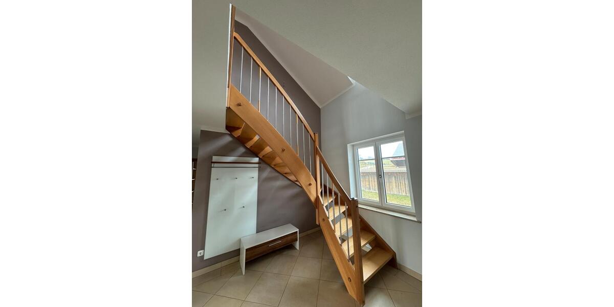 Maisonettenwohnung Aichach - 6 Zimmer, 186 m&sup2;, 2.550&euro; | Angebot:25332283