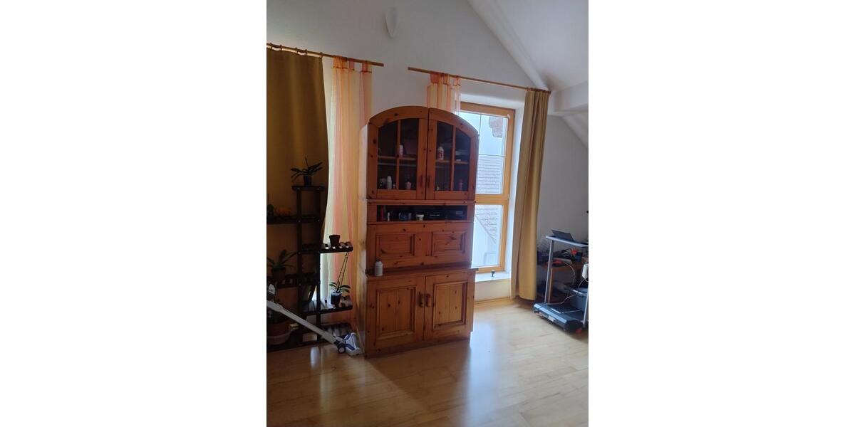 Dachgeschoßwohnung Ergolding - 2 Zimmer, 50 m&sup2;, 710&euro; | Angebot:25715345