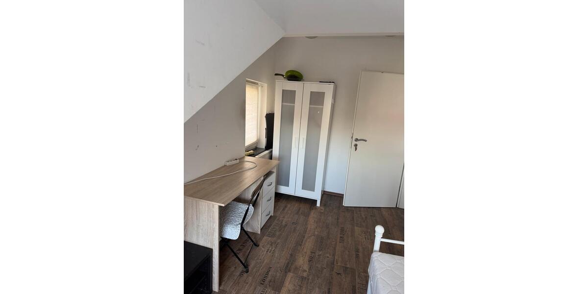 Etagenwohnung Kleve - 1 Zimmer, 16 m&sup2;, 390&euro; | Angebot:24619354