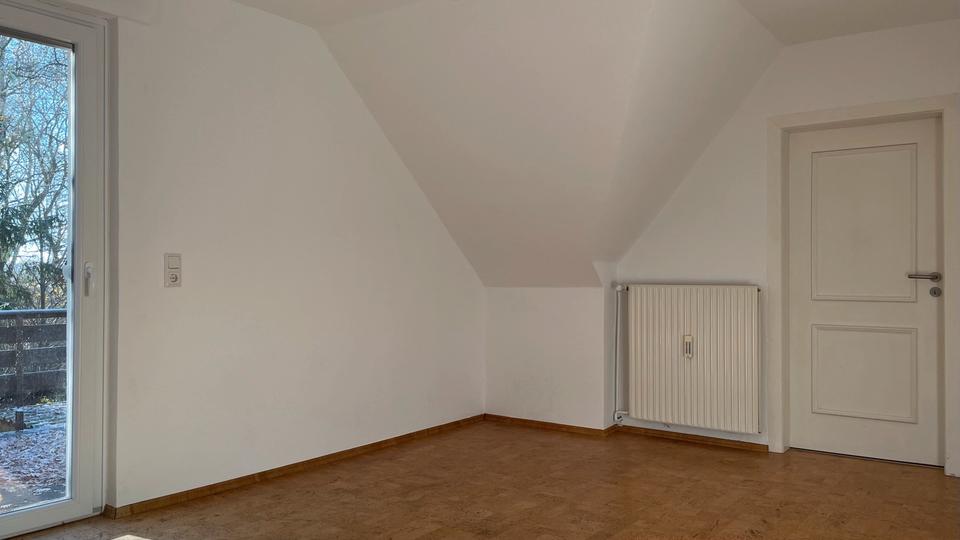 Dachgeschoßwohnung Kirchdorf - 4 Zimmer, 120 m&sup2;, 700&euro; | Angebot:23715351