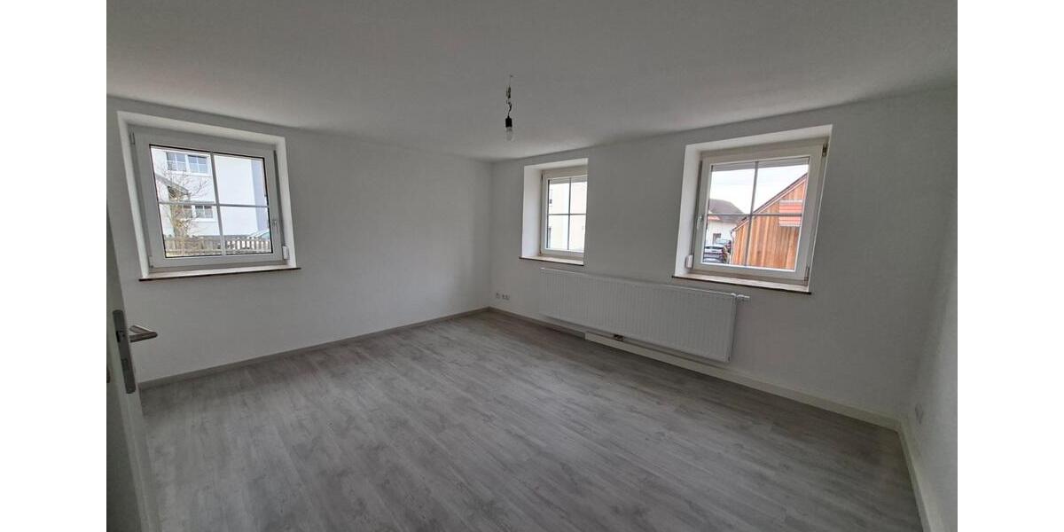 Einfamilienhaus Münsterhausen - 4 Zimmer, 98 m&sup2;, 900&euro; | Angebot:25329423