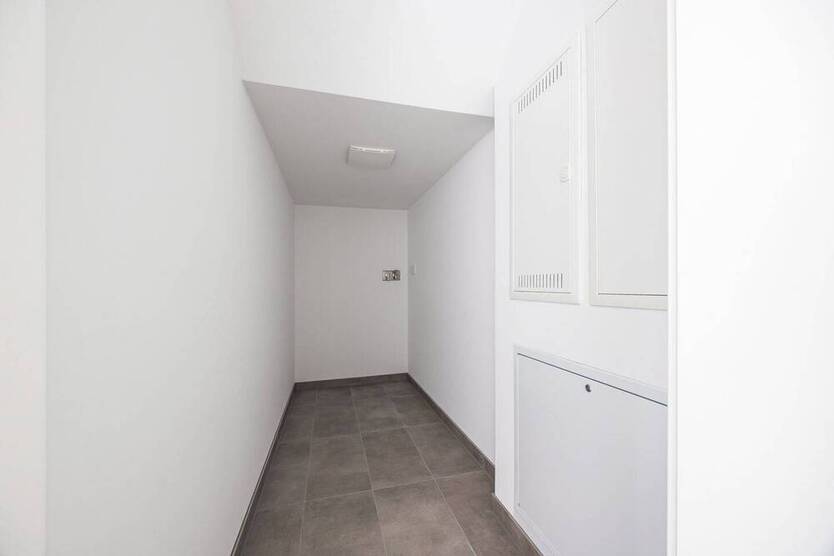 Erstbezug: Lichtdurchflutete 3-Zimmer-Wohnung im Penthouse-Stil in Bestlage von Alterlangen