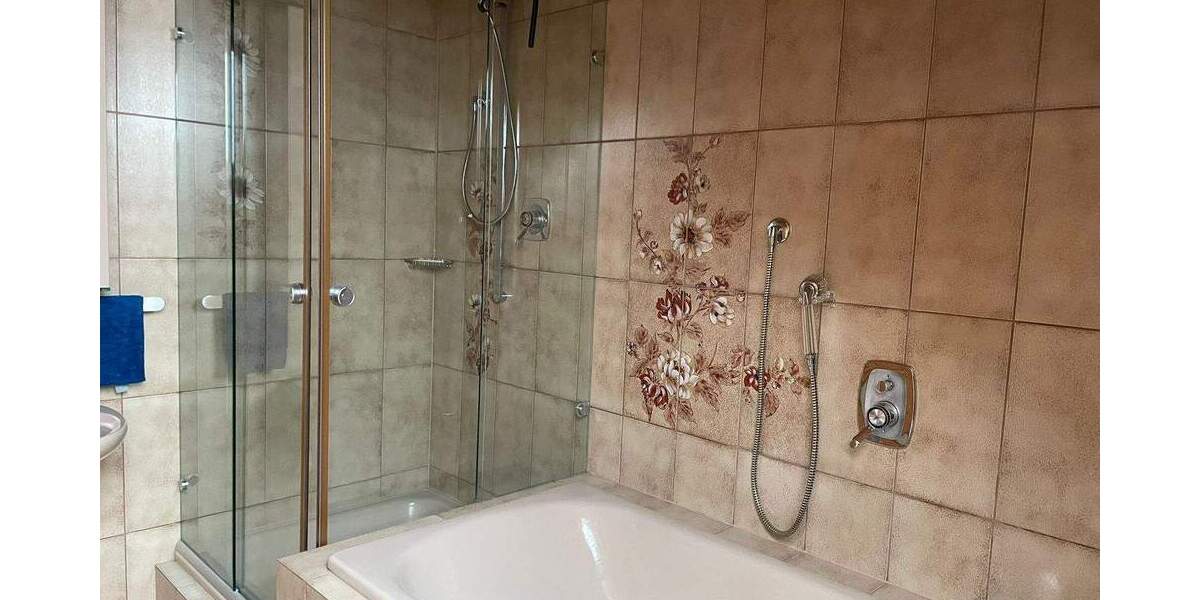 Etagenwohnung Neustadt an der Aisch Neustadt - 2 Zimmer, 75 m&sup2;, 720&euro; | Angebot:25660938