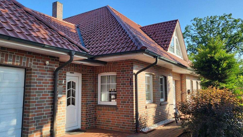 Einfamilienhaus Saterland / Scharrel (Oldenburg) Scharrel - 7 Zimmer, 246 m&sup2;, 1.200&euro; | Angebot:24873775