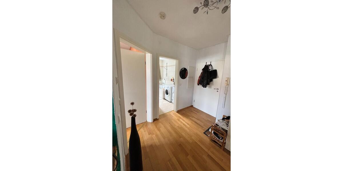 Etagenwohnung Gröbenzell - 1.5 Zimmer, 69 m&sup2;, 1.600&euro; | Angebot:26704336