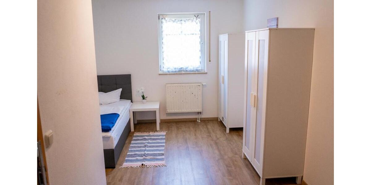 Wohnen auf Zeit Pentling - 2 Zimmer, 70 m&sup2;, 72&euro; | Angebot:10678325