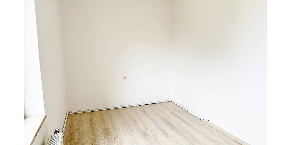 Etagenwohnung Nünchritz Merschwitz - 3 Zimmer, 62 m&sup2;, 320&euro; | Angebot:25998316