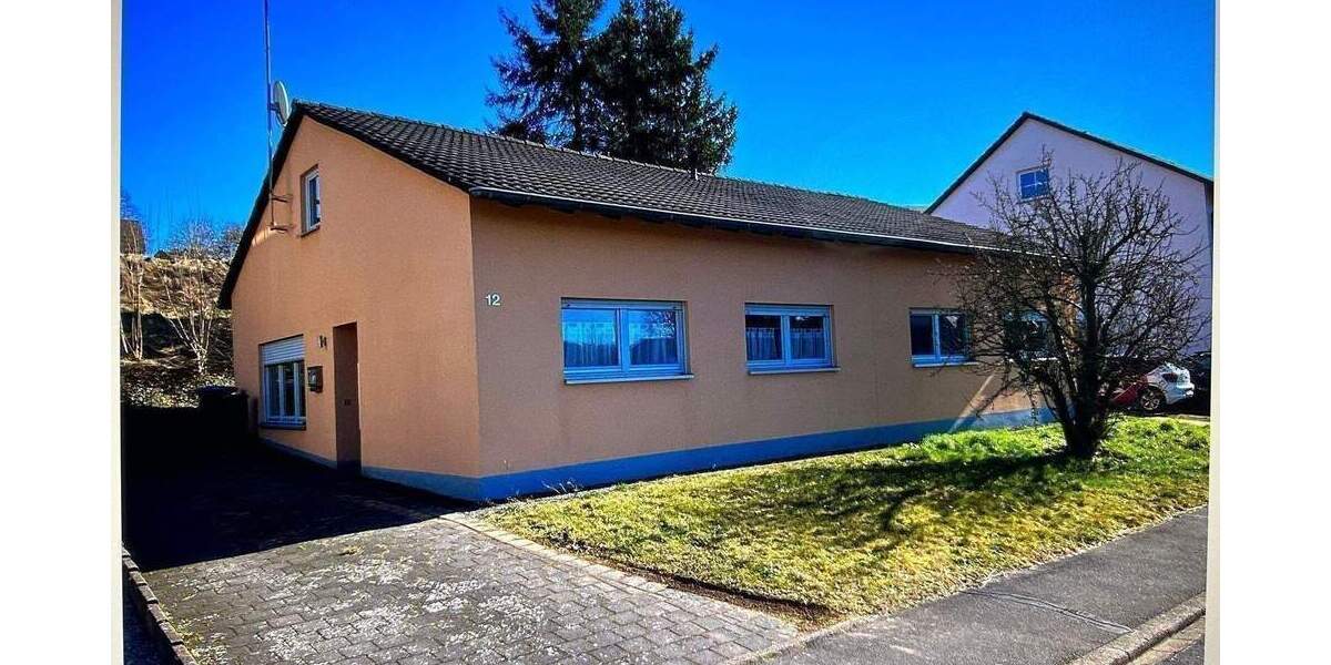 Mehrfamilienhaus, Wohnhaus Gillenfeld - 3 Zimmer, 65 m&sup2;, 570&euro; | Angebot:26751039