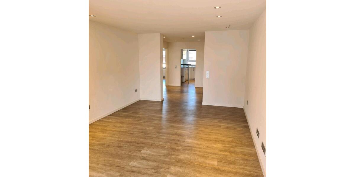 Etagenwohnung Crailsheim - 3 Zimmer, 72 m&sup2;, 780&euro; | Angebot:26050727