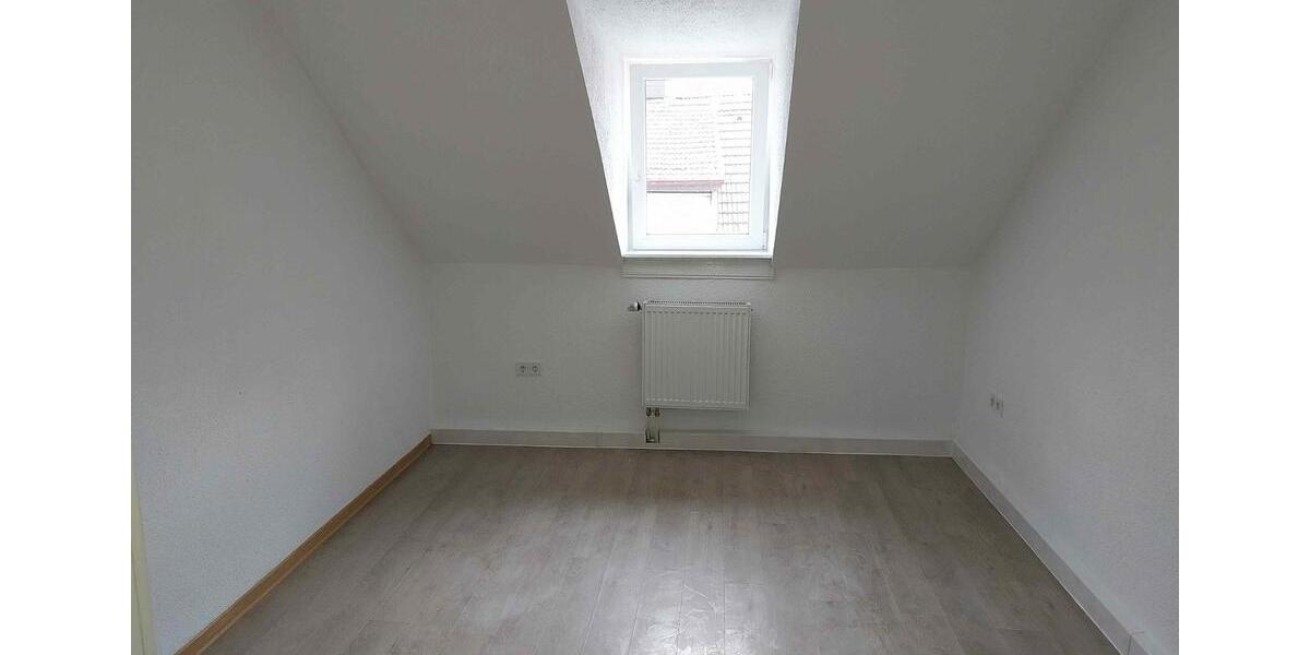 Dachgeschoßwohnung Neunkirchen - 2 Zimmer, 65 m&sup2;, 520&euro; | Angebot:24432027