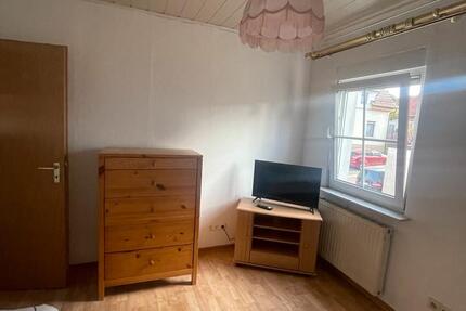 Wohnen auf Zeit Erdmannhausen - 3 Zimmer, 15 m&sup2;, 30&euro; | Angebot:24422701