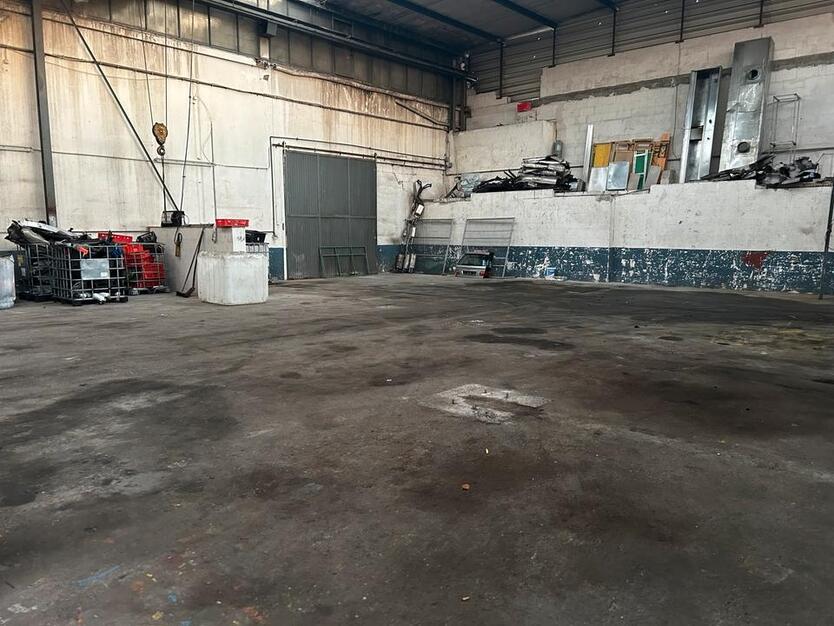 Halle Produktionshalle Werkstatt