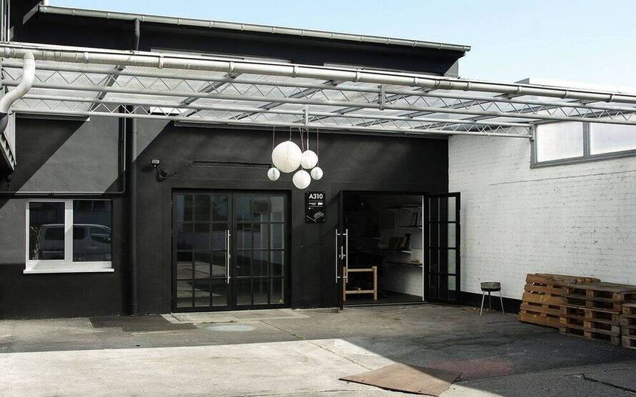 Tolle Arbeitsplätze in loftartigem Hinterhaus der Aachener Straße - All-in-Miete