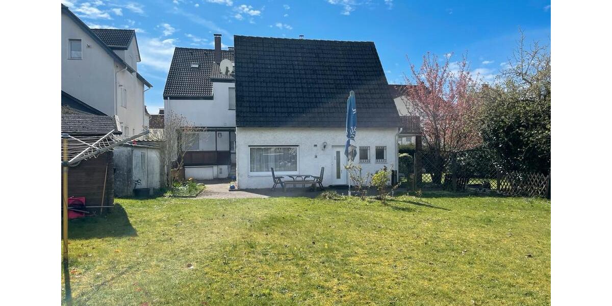 Einfamilienhaus Bielefeld Brackwede - 5 Zimmer, 200 m&sup2;, 1.850&euro; | Angebot:18955439