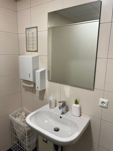 MÖBLIERTE Büroräume: Gepflegte Fläche in zentraler Lage ***PROVISIONSFREI*** 9 zimmer