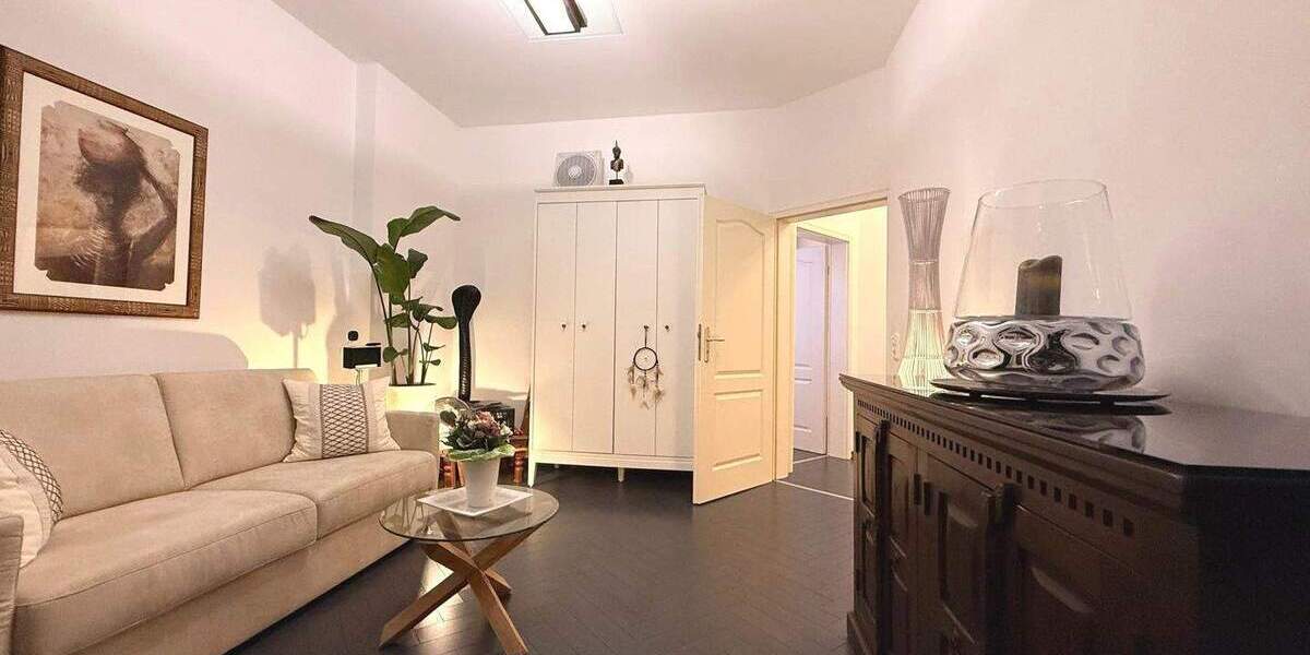 Etagenwohnung Hanau Lamboy - 3 Zimmer, 124 m&sup2;, 1.600&euro; | Angebot:24876555