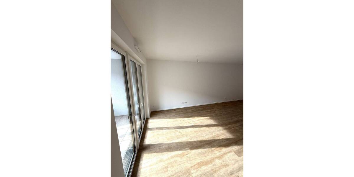 Etagenwohnung Hannover Vahrenwald - 4 Zimmer, 120 m&sup2;, 1.990&euro; | Angebot:26696321