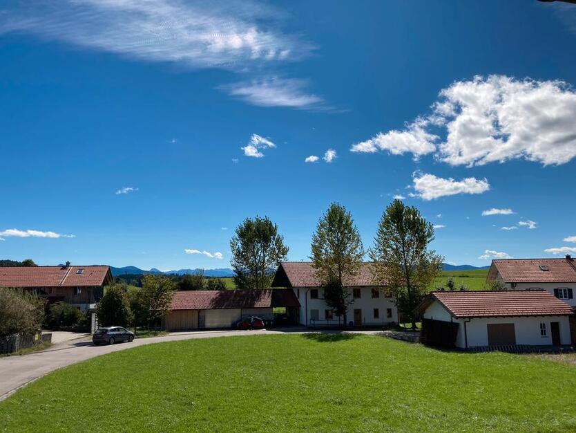 Hochwertige 100 m2 OG-Wohnung in Dietramszell *gewerbegeeignet*
