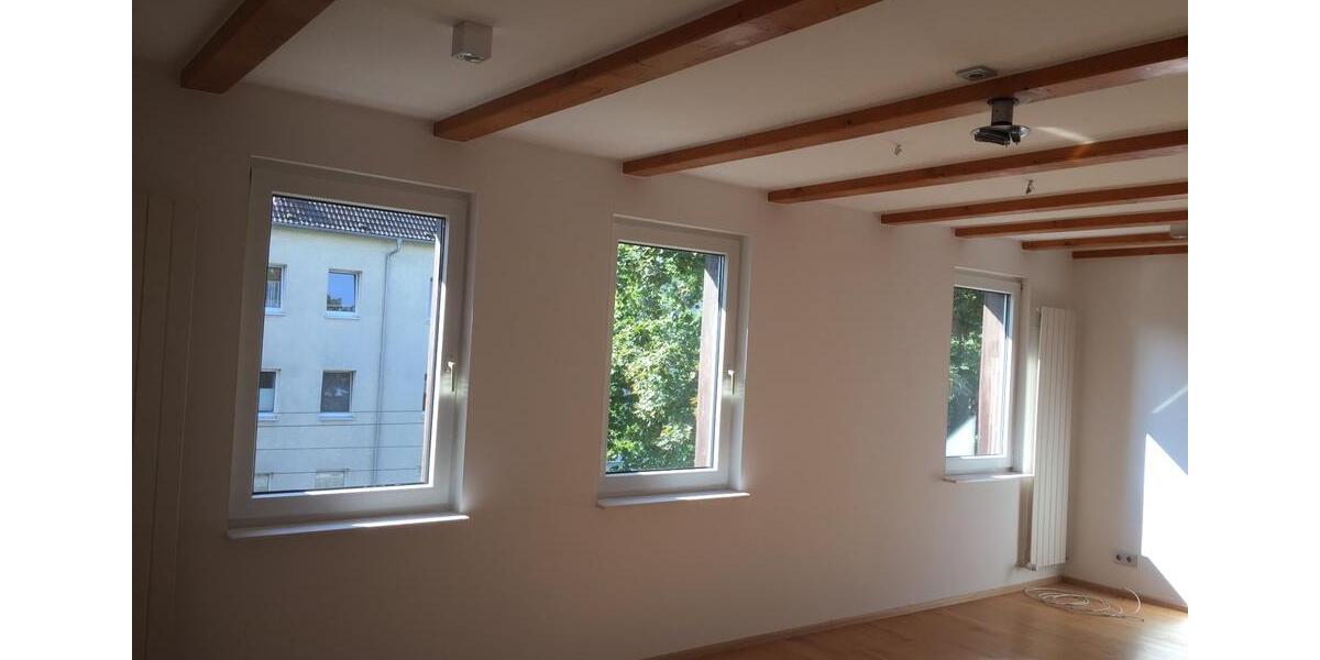 Anfragestop - Schöne 4-Raum-Wohnung mit Einbauküche und Garage 4 zimmer