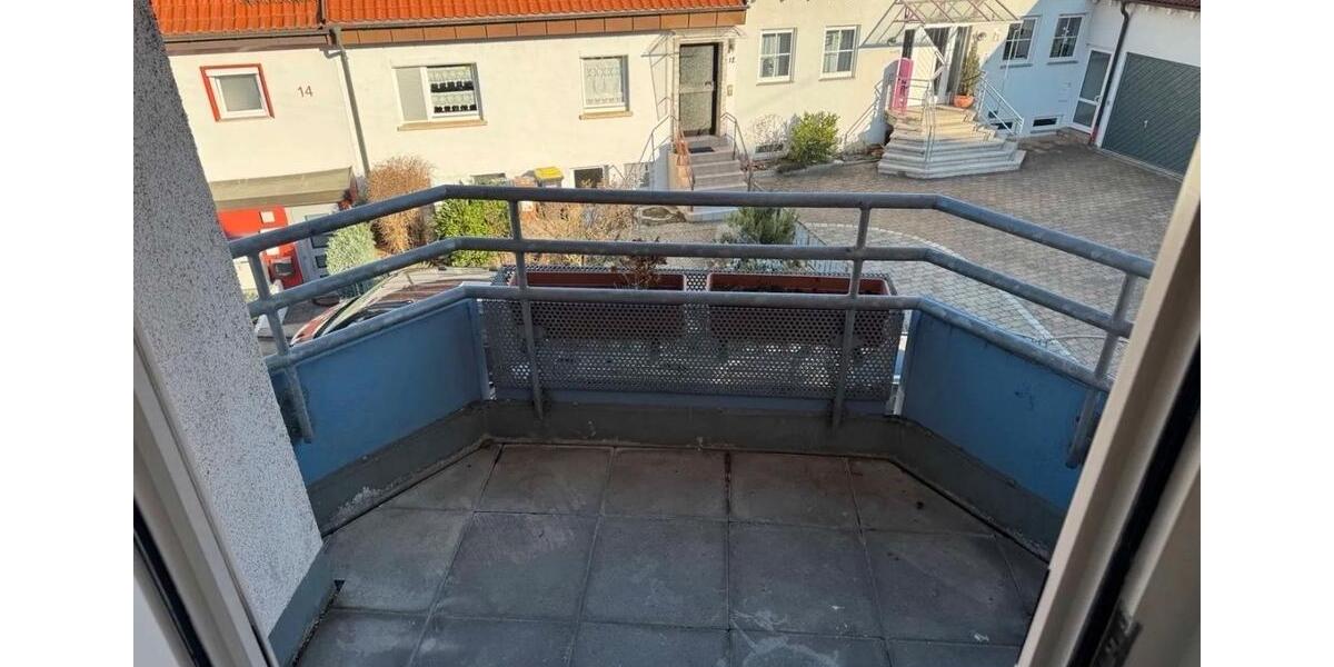 Etagenwohnung Fellbach Oeffingen - 3 Zimmer, 71 m&sup2;, 1.200&euro; | Angebot:24838121