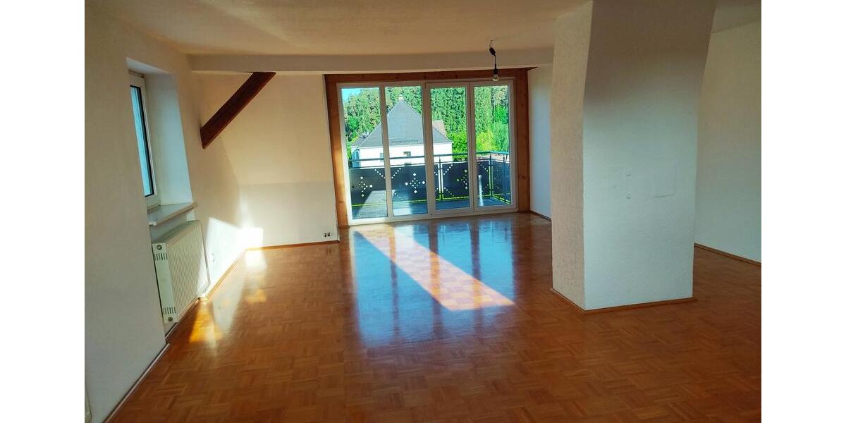 Dachgeschoßwohnung Vorbach - 3 Zimmer, 86 m&sup2;, 620&euro; | Angebot:24547214