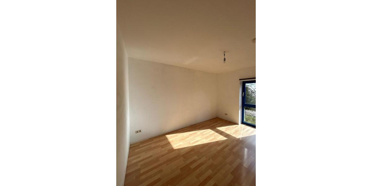 Wohnen auf Zeit Lüneburg - 14 Zimmer, 95 m&sup2;, 360&euro; | Angebot:26693080