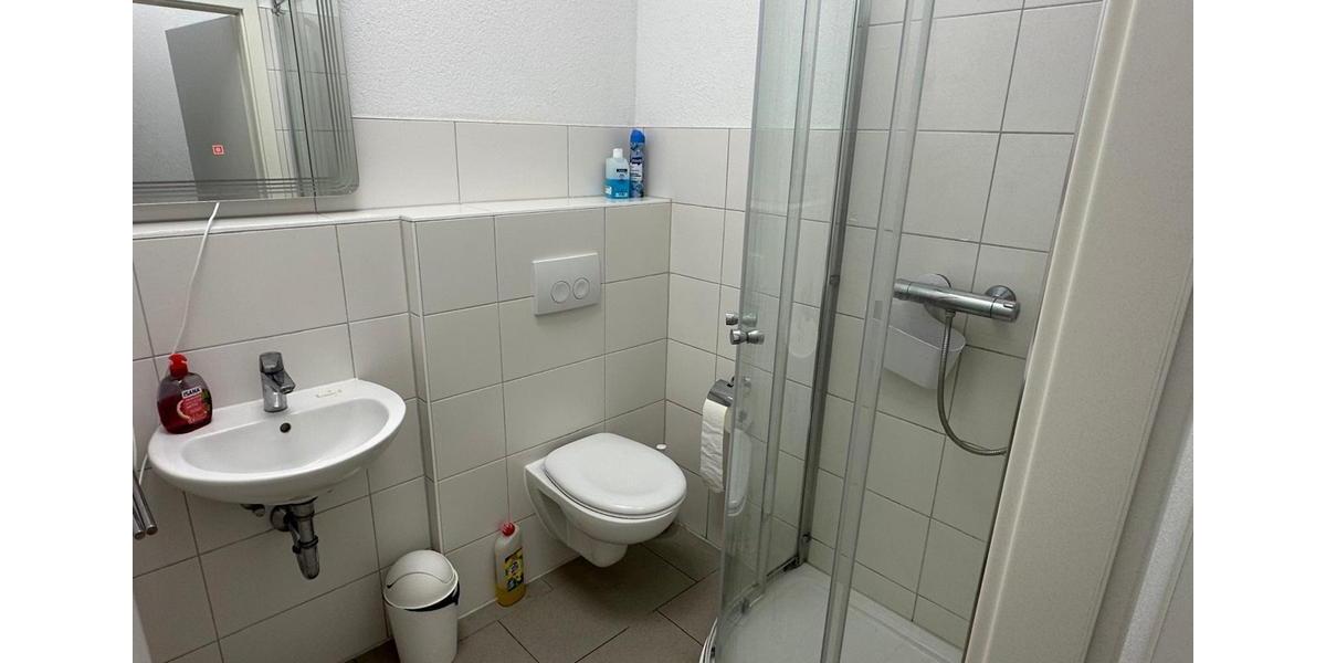 Wohnen auf Zeit Untereisesheim - 1 Zimmer, 12 m&sup2;, 812&euro; | Angebot:26213599