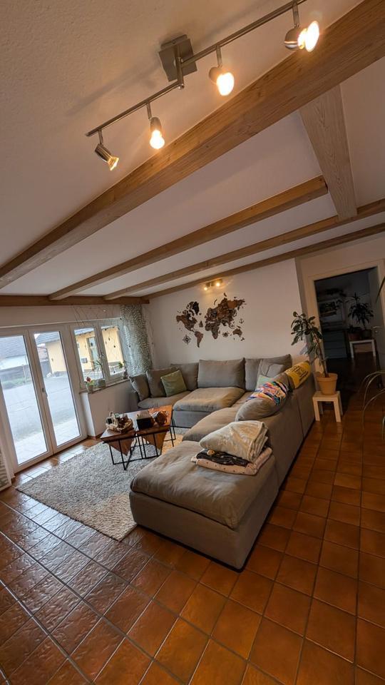 2,5-Zimmerwohnung in 91056 Dechsendorf inkl. Strom und Heizung zimmer