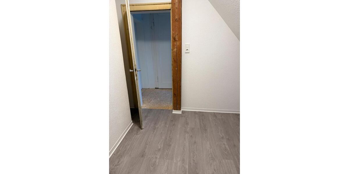 Dachgeschoßwohnung Bad Hersfeld - 2 Zimmer, 55 m&sup2;, 750&euro; | Angebot:24840573